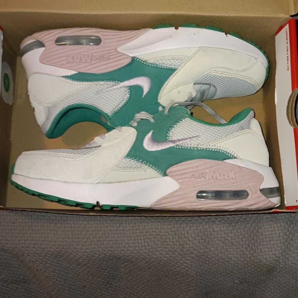 Nike air max